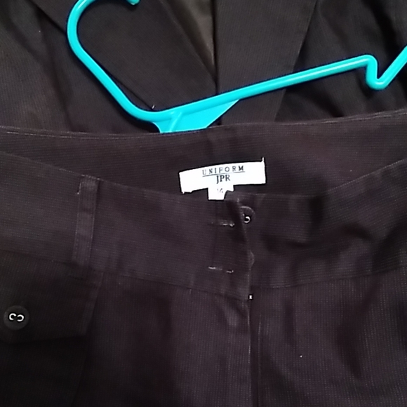 Women's Two Piece Suit - Picture 3 of 3